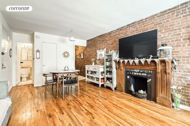 property at 127 W 81st St