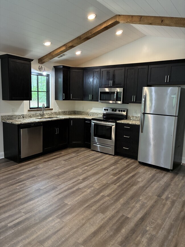 267 Sterling Dr in Hartwell, GA - Building Photo - Building Photo