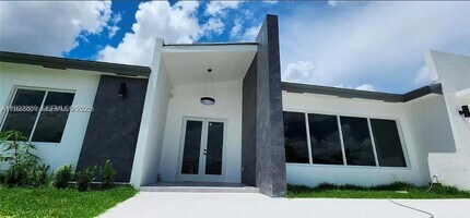 18961 SW 359th St in Homestead, FL - Building Photo - Building Photo