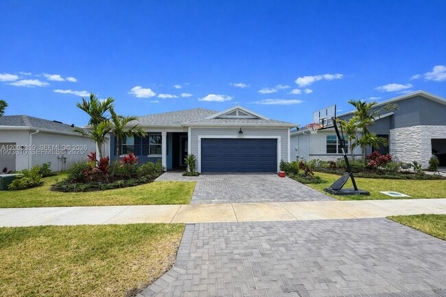 10503 SW Orana Dr in Port St. Lucie, FL - Building Photo - Building Photo