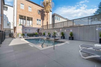 1030 Live Oak St in Houston, TX - Building Photo - Building Photo
