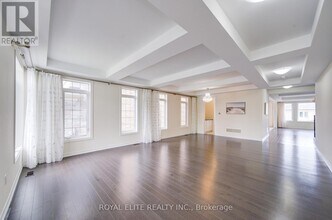 7 Goldeneye Dr in East Gwillimbury, ON - Building Photo - Building Photo