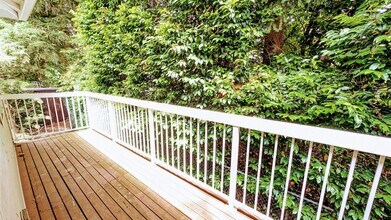 4217 164th St SW in Lynnwood, WA - Building Photo - Building Photo