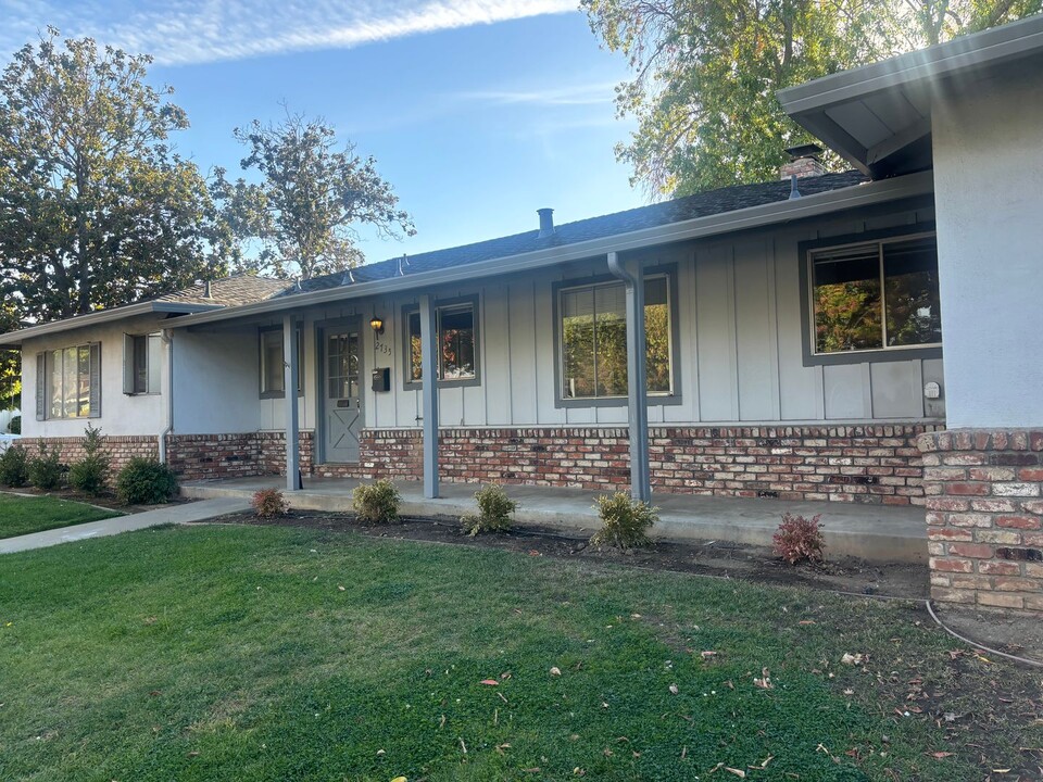 2735 Hocking Way in San Jose, CA - Building Photo