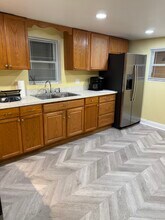 4143 W Roscoe St, Unit Apartment G in Chicago, IL - Building Photo - Building Photo