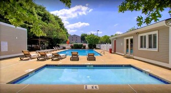 600 Reusens Rd in Lynchburg, VA - Building Photo