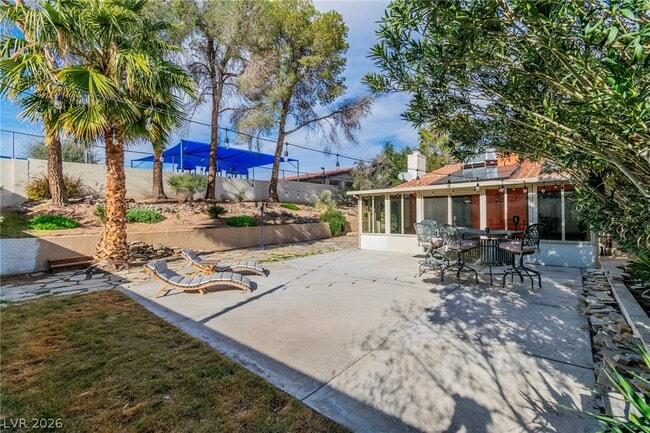 property at 2457 Swan Ln