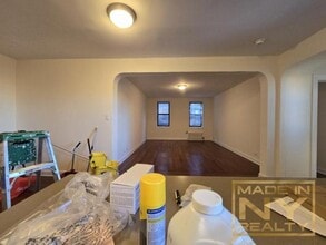 43-24 43rd St in Queens, NY - Building Photo - Building Photo