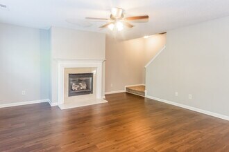 4431 Staffordshire Ln in Charlotte, NC - Building Photo - Building Photo