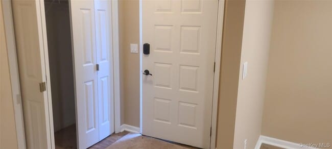 106 Crystal Hill Ln in Poughkeepsie, NY - Building Photo - Building Photo