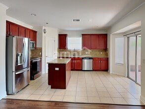 12646 Evington Point Dr in Riverview, FL - Building Photo - Building Photo