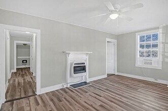 203 Augusta St in West Columbia, SC - Building Photo - Building Photo