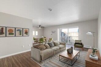 Fairmont Place in Whitehall, PA - Foto de edificio - Building Photo