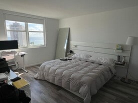 6770 Indian Creek Dr in Miami Beach, FL - Building Photo