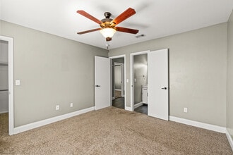 Bent Tree Apartments in San Angelo, TX - Building Photo - Interior Photo