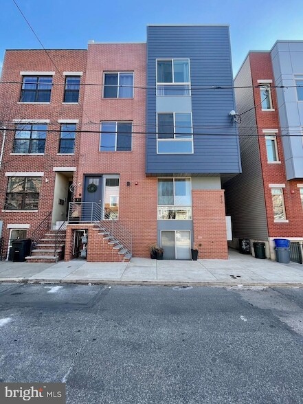 819 N Uber St, Unit 3 in Philadelphia, PA - Building Photo