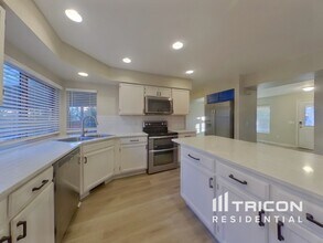 7945 Holland Ct in Colorado Springs, CO - Building Photo - Building Photo