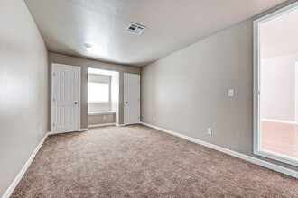 1423 Felix Pl in Midwest City, OK - Foto de edificio - Building Photo