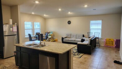 9609 Falme Ln in Killeen, TX - Foto de edificio - Building Photo