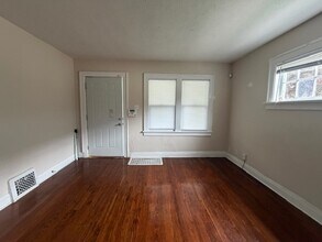 1241 Bissell St in South Bend, IN - Building Photo - Building Photo