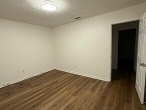 365 Fowler Dr in Athens, GA - Building Photo - Building Photo