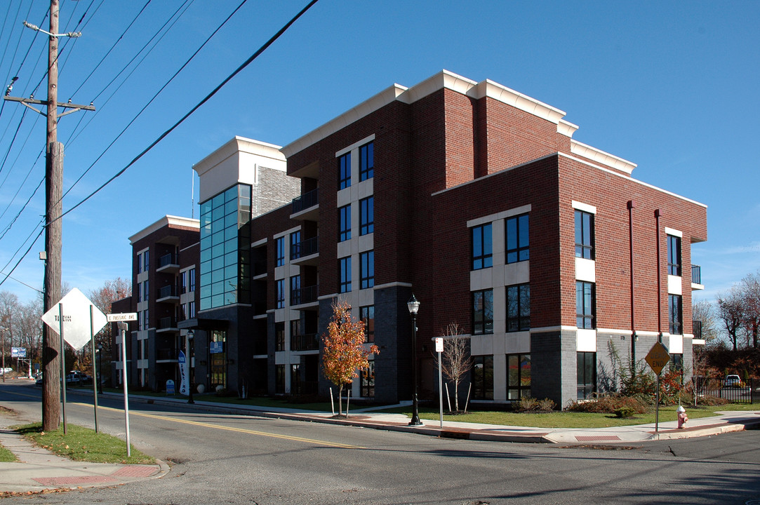 The Gate in Rutherford, NJ - Building Photo