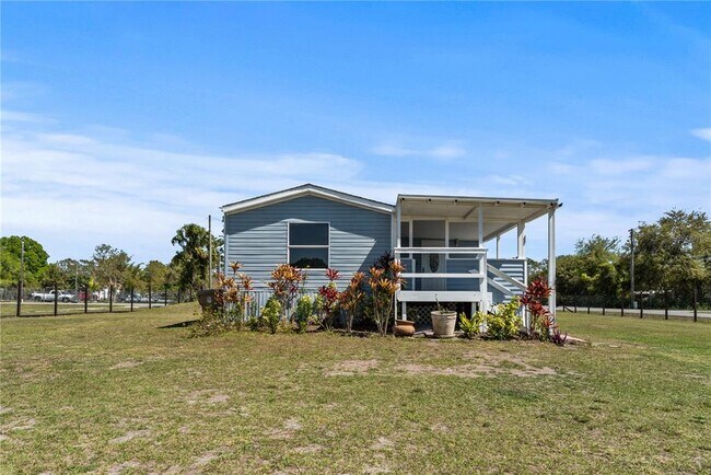 9165 Atlas Dr in St. Cloud, FL - Building Photo - Building Photo