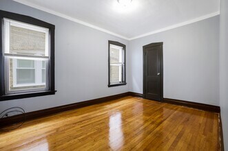 8243 S Sangamon St in Chicago, IL - Building Photo - Building Photo