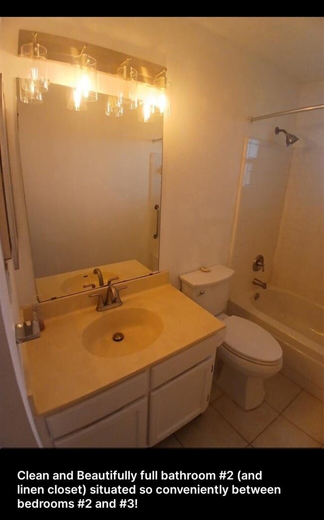 1126 E Brompton Dr