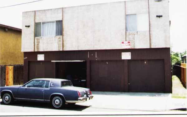 2280 W Wardlow Rd in Long Beach, CA - Foto de edificio