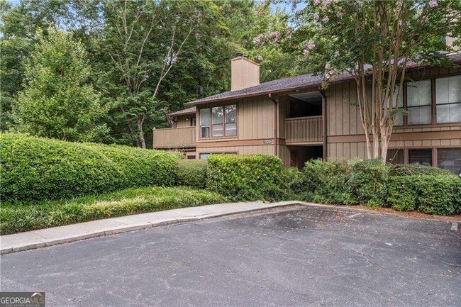 1004 Dunbar Dr in Dunwoody, GA - Building Photo - Building Photo