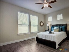 747 Gristmill Dr in New Braunfels, TX - Building Photo - Building Photo