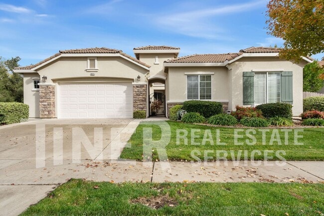 property at 6025 CreekBerry Wy