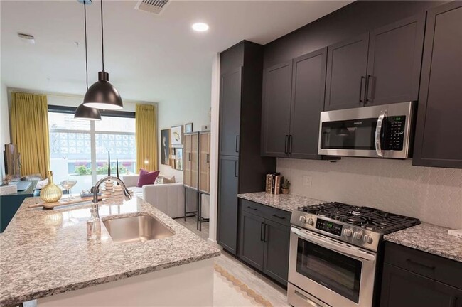 505 Courtland St NE, Unit 354-5 in Atlanta, GA - Building Photo - Building Photo