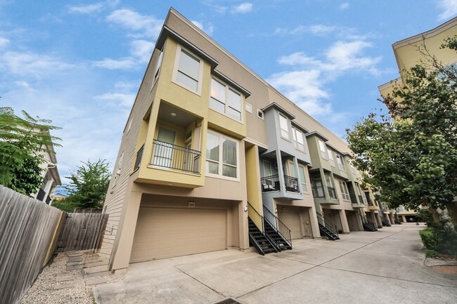 5526 Crooms St in Houston, TX - Building Photo - Building Photo