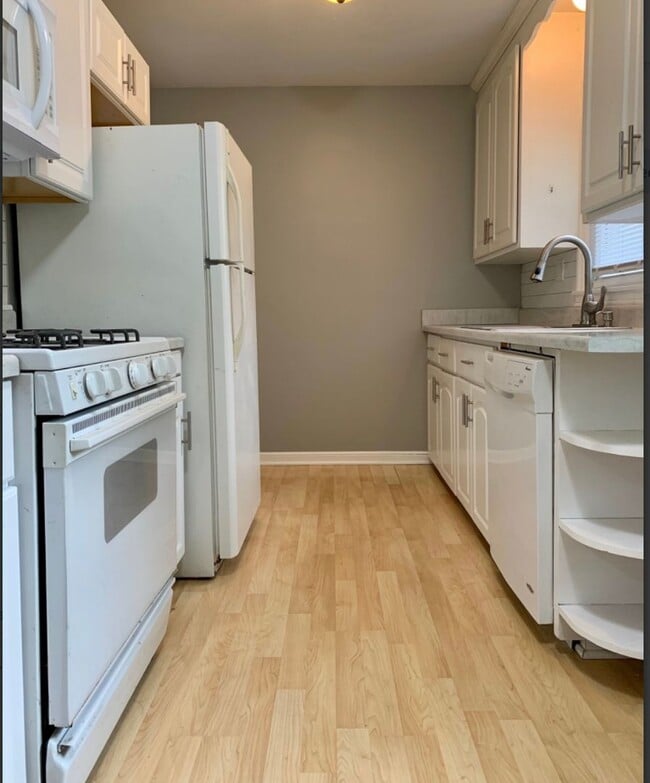 3815 Xenia Ave N in Minneapolis, MN - Building Photo - Building Photo