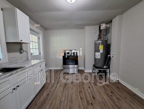 130 Irwin St in Cedartown, GA - Building Photo - Building Photo