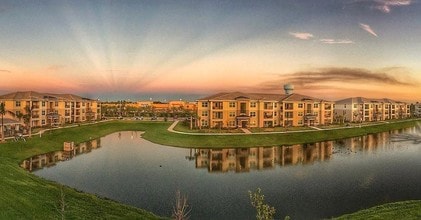 The Reserve at Vero Beach in Vero Beach, FL - Foto de edificio - Building Photo
