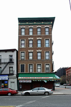 2119 Amsterdam Ave in New York, NY - Building Photo - Building Photo