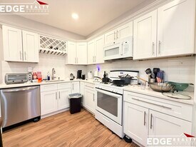 15 Sewall St, Unit 1 in Boston, MA - Building Photo