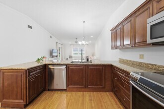 6070 Sunny Manor Ct in Delray Beach, FL - Building Photo - Building Photo