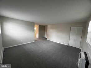 50 N Fellowship Rd in Maple Shade, NJ - Building Photo - Building Photo