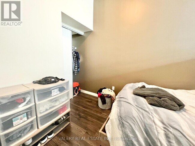 257 Hemlock St in Waterloo, ON - Building Photo - Building Photo