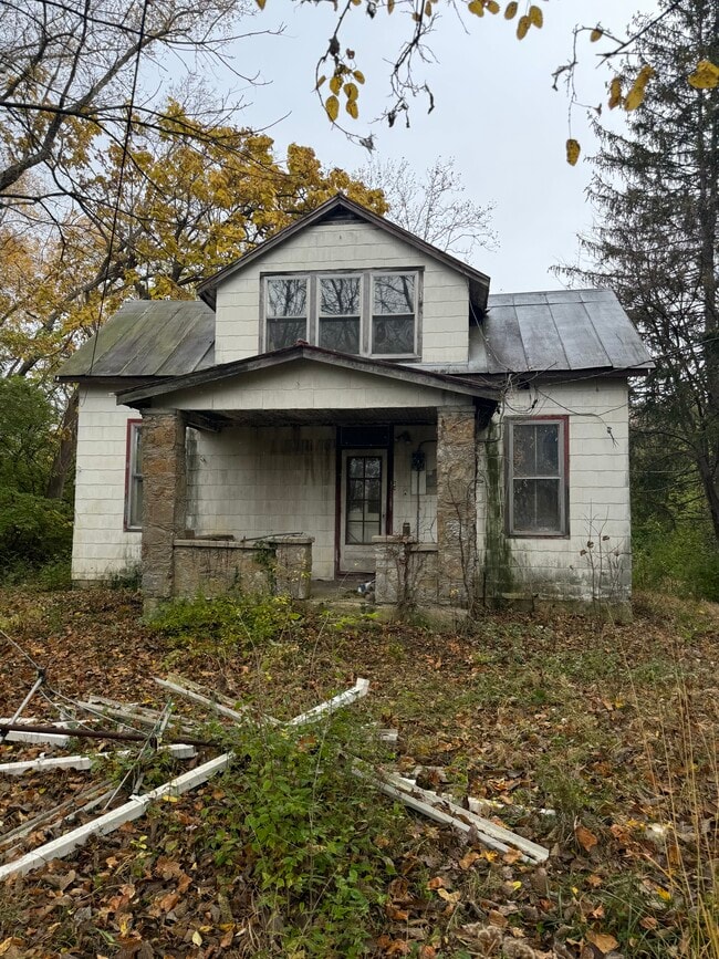 property at 193 Cochran Rd