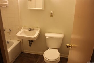 1915 W 2nd St in Little Rock, AR - Building Photo - Building Photo