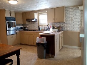 78 5th St, Unit 2 in Cambridge, MA - Foto de edificio - Building Photo
