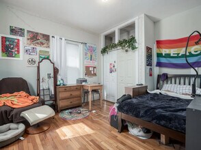 44 Cameron Ave, Unit 1 in Somerville, MA - Building Photo - Building Photo