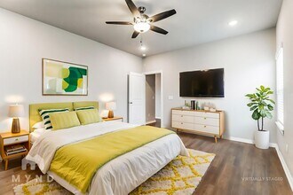 1241 Denver Dr, Unit 0206 in Centerton, AR - Foto de edificio - Building Photo