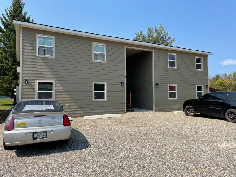 1040 W 2nd St in Libby, MT - Building Photo