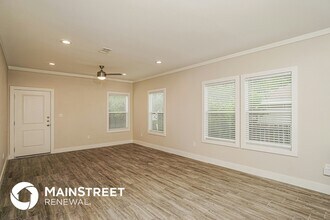 422 Azucena St in San Antonio, TX - Foto de edificio - Building Photo